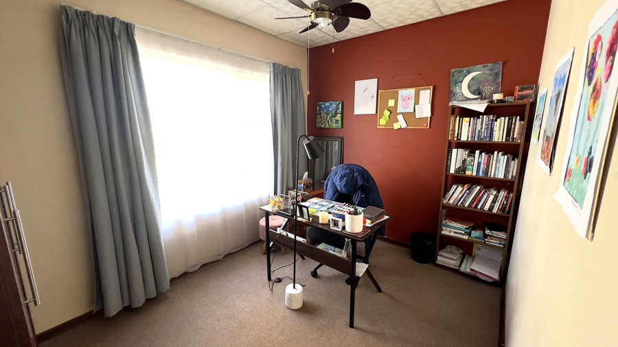 3 Bedroom Property for Sale in Langenhovenpark Free State